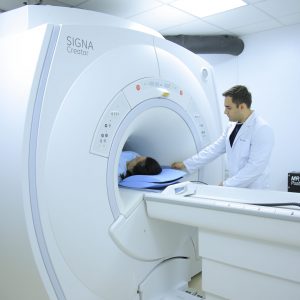 Magnit — rezonans tomografiya (MRT)